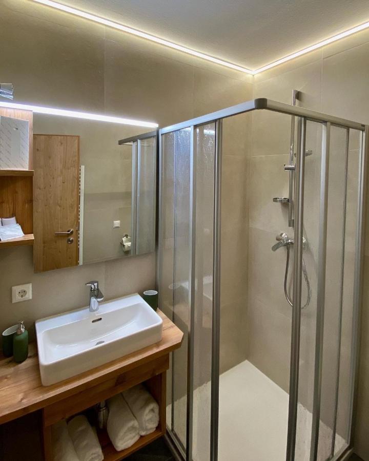 Ferienappartements Heinzle - Ihr Ferienresort Sankt Jakob in Defereggen Bagian luar foto